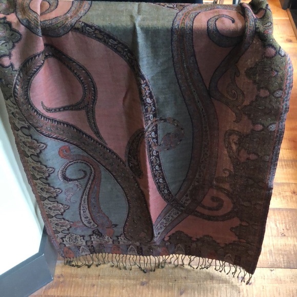 Fall scarf - Picture 4 of 4